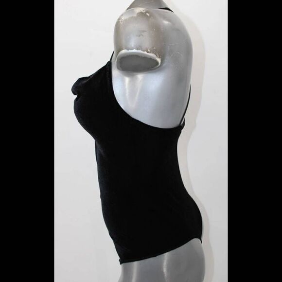 Abercrombie & Fitch Black Cowl Neck Bodysuit Size XS NWT.
Sku 541 - Picture 4 of 8